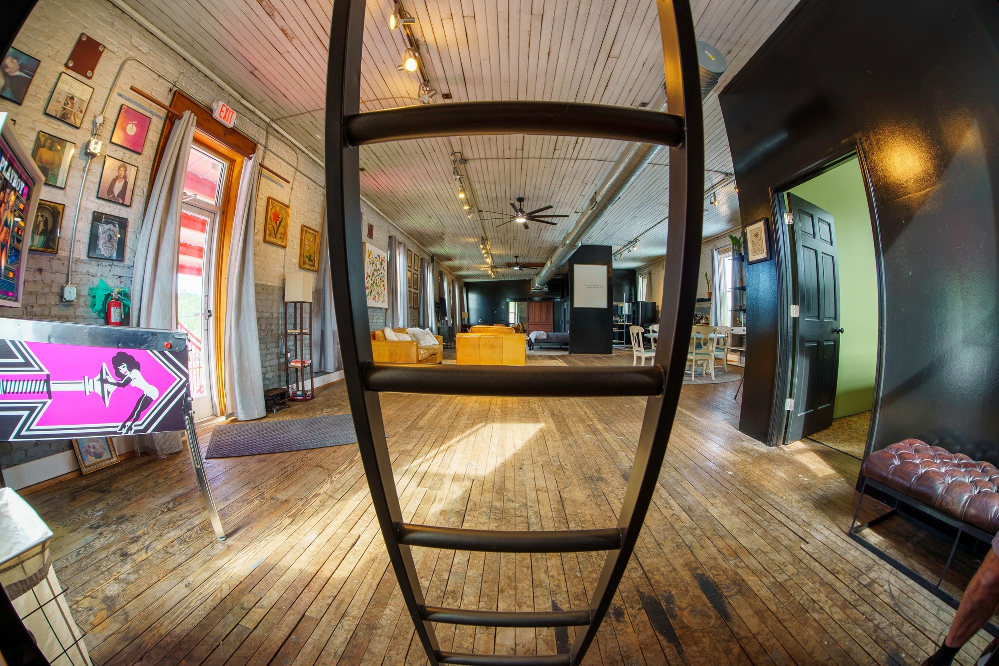 A6402431-HDR-2